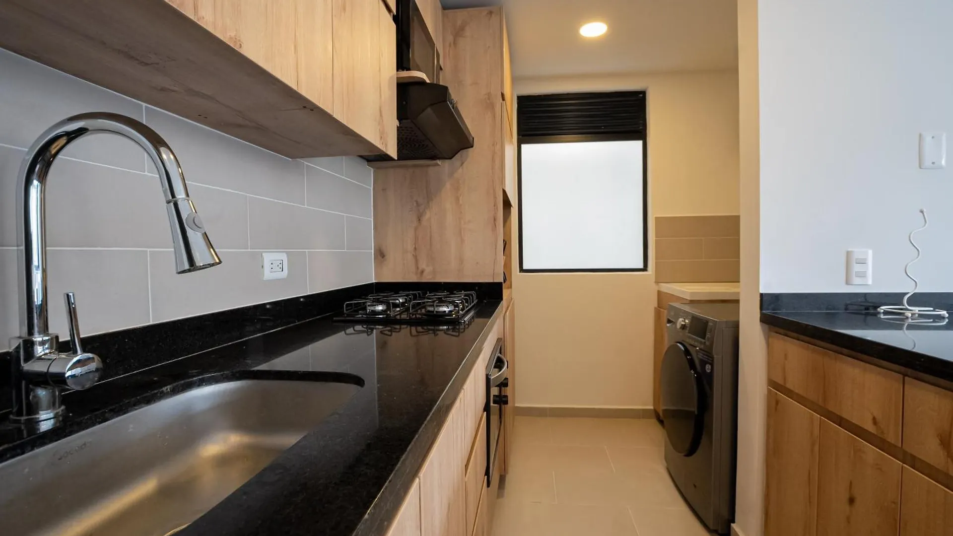 Elegant Apt In Laureles The Best Area In Medellín 0*,